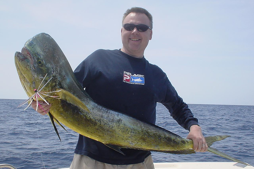 Picking Mahi Off Debris